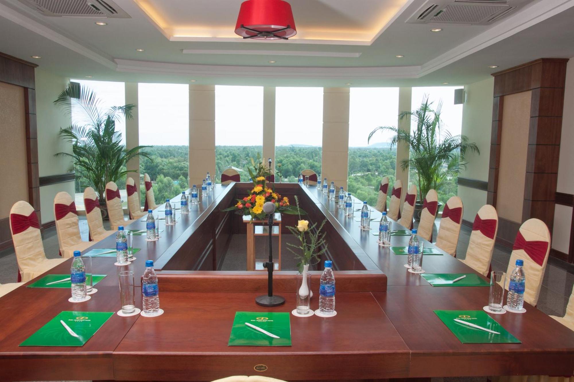 Dlgl - Dung Quat Hotel Quảng Ngãi Buitenkant foto