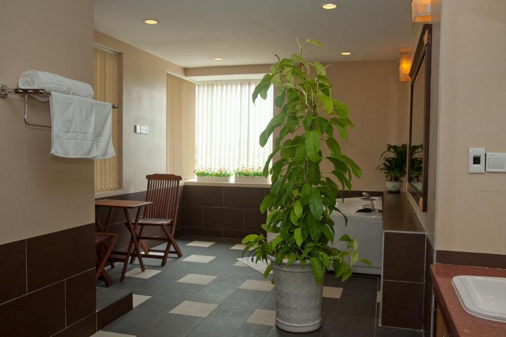 Dlgl - Dung Quat Hotel Quảng Ngãi Buitenkant foto